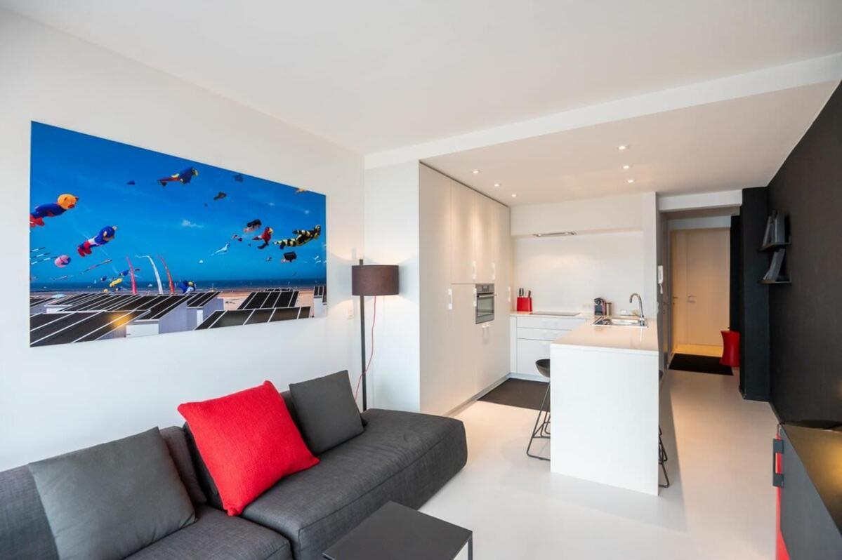 Eliza - Luxurious Apartment With Stunning Sea Views Ostenda Esterno foto